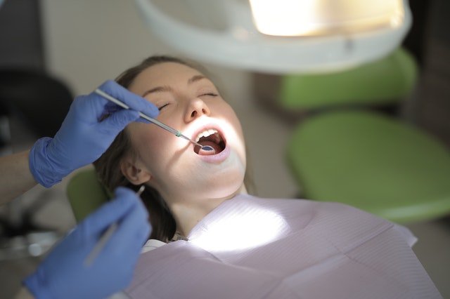 Como Funciona O Processo Para Colocação Das Lentes De Contato Dental E Quanto Tempo Demora